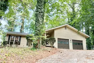 120 Wilhelmina Dr, Ellenwood, GA 30294 - Photo 2