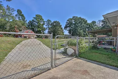 2122 Colonial Oak Way, Stone Mountain, GA 30087 - Photo 18
