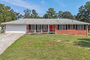 2122 Colonial Oak Way, Stone Mountain, GA 30087 - Photo 1