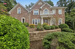 4619 Kiplin Lake Ct, Sugar Hill, GA 30518 - Photo 4