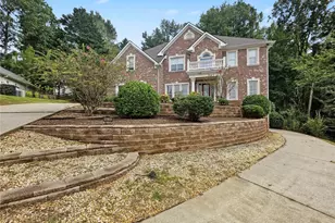 4619 Kiplin Lake Ct, Sugar Hill, GA 30518 - Photo 2