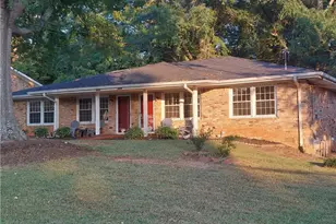 4161 Windsor Oak Dr, Doraville, GA 30340 - Photo 2