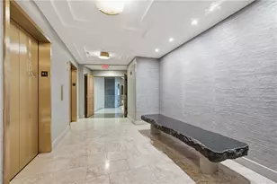 700 Park Regency Pl NE, Atlanta, GA 30326 - Photo 24
