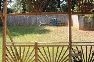 7809 Newbury Dr, Jonesboro, GA 30236 - Photo 10