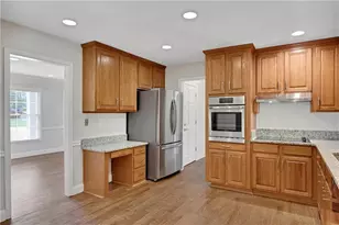 5223 Davantry Dr, Dunwoody, GA 30338 - Photo 14