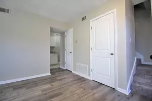 3756 Mulkey Cir SW, Marietta, GA 30008 - Photo 12