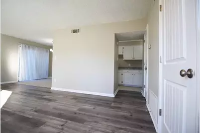 3756 Mulkey Circle SW, Marietta, GA 30008 - Photo 4