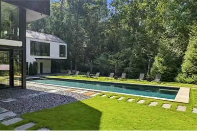 2716 Ridgewood Road NW, Atlanta, GA 30327 - Photo 12
