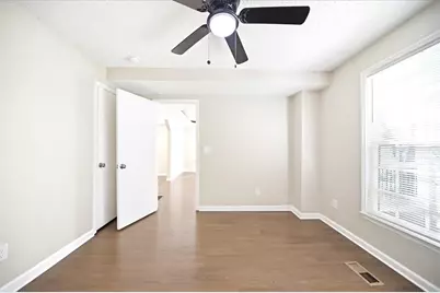 751 Skyview Drive NE, Marietta, GA 30060 - Photo 8