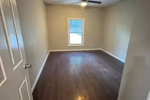3067 Barksdale Cir, East Point, GA 30344 - Photo 10