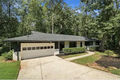2636 Whiteleigh Court NE, Atlanta, GA 30345 - Photo 2