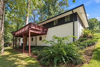 2636 Whiteleigh Court NE, Atlanta, GA 30345 - Photo 10