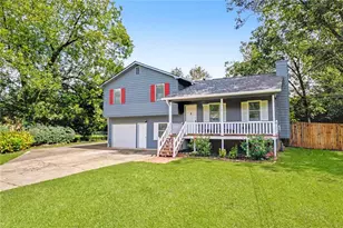 120 Lost Meadows Dr, Dallas, GA 30157 - Photo 4