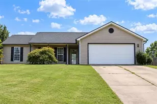 485 Raymond Dr, Winder, GA 30680 - Photo 1
