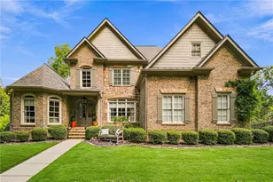 6153 Grand Marina Cir, Gainesville, GA 30506 - Photo 2
