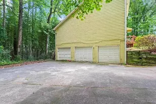 871 Ventnor Pl SW, Marietta, GA 30008 - Photo 2