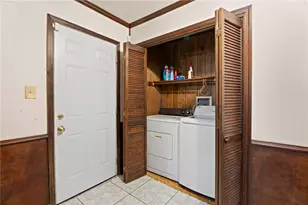 1739 Pleasant Hill Trail, Lithonia, GA 30058 - Photo 22