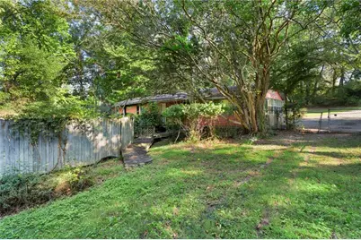 1739 Pleasant Hill Trail, Lithonia, GA 30058 - Photo 34