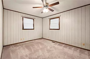 1739 Pleasant Hill Trail, Lithonia, GA 30058 - Photo 16