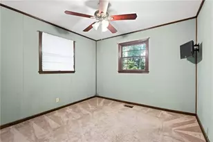 1739 Pleasant Hill Trail, Lithonia, GA 30058 - Photo 14