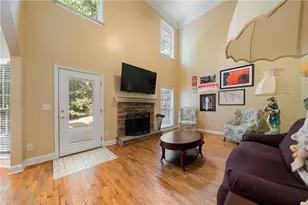 2499 Emerald Ridge Ct NE, Atlanta, GA 30345 - Photo 16