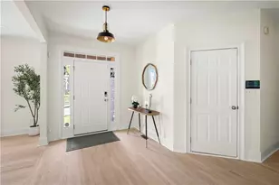 2005 Ivy Ridge Rd SE, Smyrna, GA 30080 - Photo 2