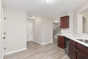 929 Justice Dr, Locust Grove, GA 30248 - Photo 8