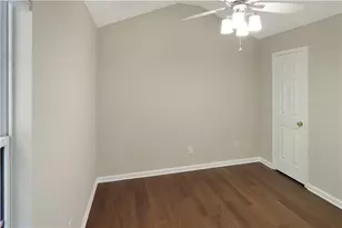 373 Brookview Dr, Riverdale, GA 30274 - Photo 10