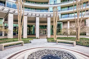 700 Park Regency Pl, Atlanta, GA 30326 - Photo 20