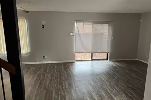 8586 Creekwood Way, Jonesboro, GA 30238 - Photo 4