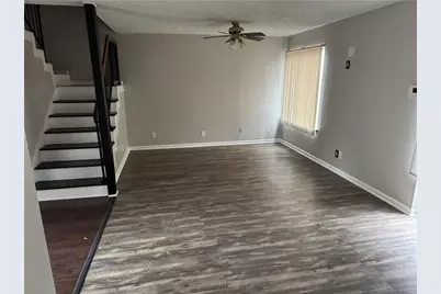 8586 Creekwood Way, Jonesboro, GA 30238 - Photo 6