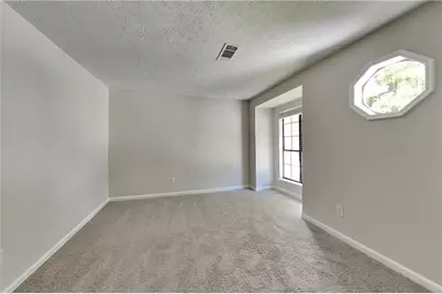 804 Heritage Oaks Drive, Stone Mountain, GA 30088 - Photo 8