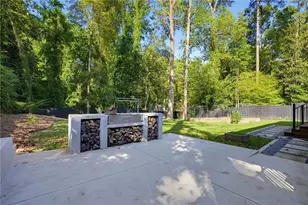 2030 Clairmont Terrace NE, Atlanta, GA 30345 - Photo 34