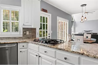 5502 Oakwood Drive, Stone Mountain, GA 30087 - Photo 12