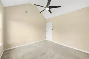 9426 Carnes Crossing Cir, Jonesboro, GA 30236 - Photo 24