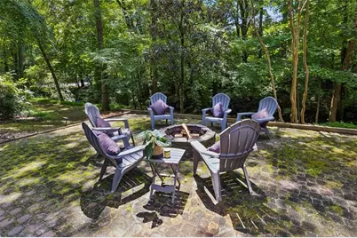 2330 Castle Lane NE, Marietta, GA 30062 - Photo 36