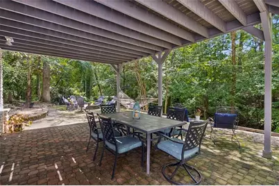 2330 Castle Lane NE, Marietta, GA 30062 - Photo 38
