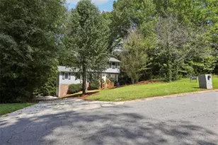2344 Sawmill Rd, Marietta, GA 30064 - Photo 44