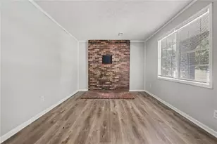 940 Michael Dr SW, Atlanta, GA 30349 - Photo 4