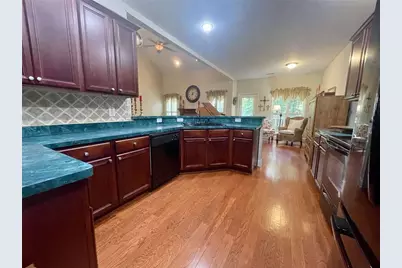 930 Vinings Drive, Winder, GA 30680 - Photo 6