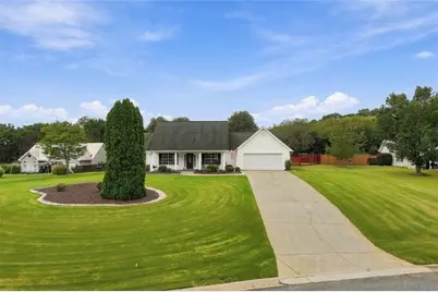 8225 Wimbledon Court, Gainesville, GA 30506 - Photo 6