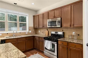 1075 Crescent Ridge Dr, Buford, GA 30518 - Photo 20