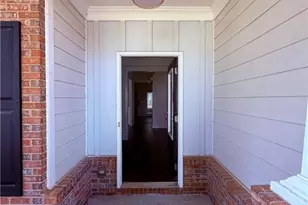 4266 Suwanee Brook Ct, Buford, GA 30518 - Photo 2