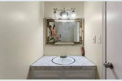 301 Briarwood Drive, Calhoun, GA 30701 - Photo 14
