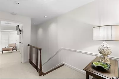 63 Willow Glen, Atlanta, GA 30342 - Photo 20
