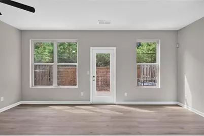 5918 Cassie Drive, Lithonia, GA 30038 - Photo 6