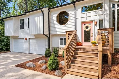 743 Starmist Court NE, Kennesaw, GA 30144 - Photo 2
