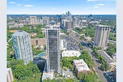 2828 Peachtree Road NW #1204, Atlanta, GA 30305 - Photo 32