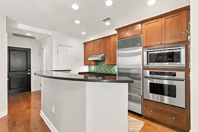 2828 Peachtree Road NW #1204, Atlanta, GA 30305 - Photo 8