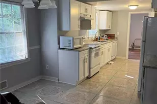 406 Ohern Ct, Stone Mountain, GA 30088 - Photo 6